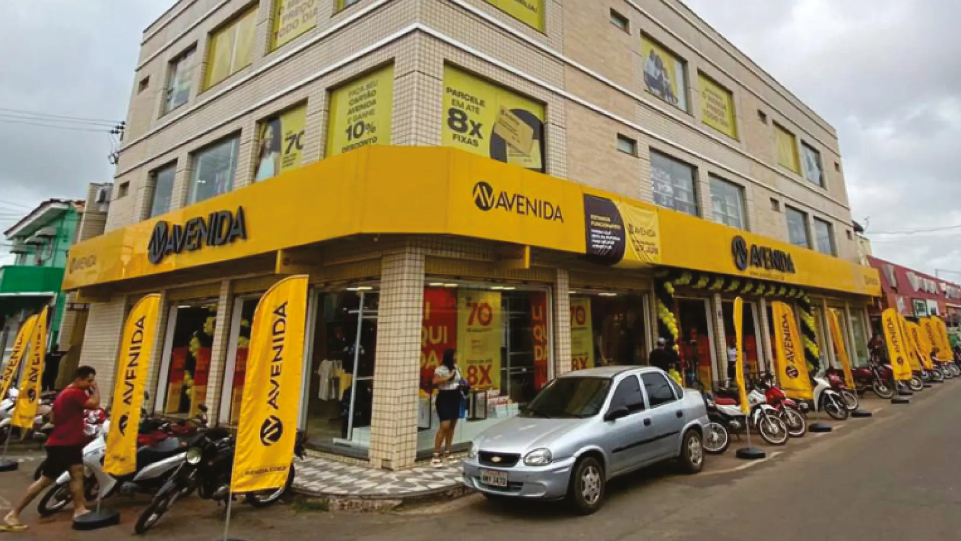 Loja da rede Avenida em Bacabal